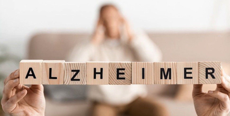 ”Alzheimer tanımak Alzheimer korunmanın en etkili yoludur”