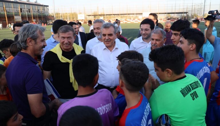 Şanlıurfa’da Tanju Çolak futbol okulu açılıyor