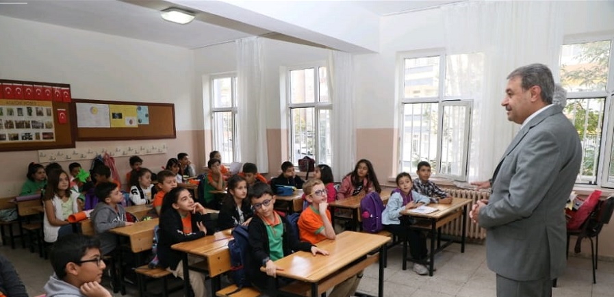 Vali şıldak: eğitimin her yönüyle gelişmesi için çalışıyoruz