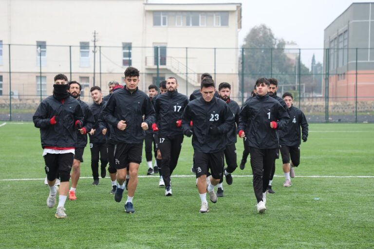 Lider Viranşehir Belediyespor hazırlıklara başladı