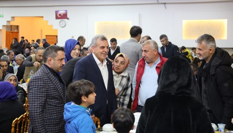 Beyazgül vatandaşlarla iftar sofrasında buluştu