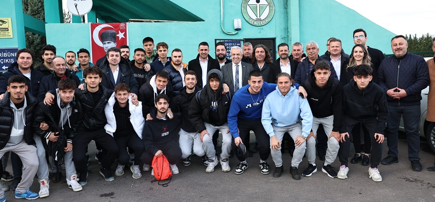 Özdemir Görükleliler’i dinledi