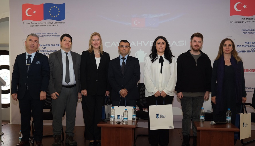 Geleceğin Meslekleri ve Kadın Girişimciler Zirvesi