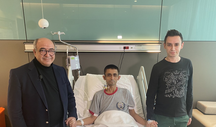 Türkiye’de ilk robotik karaciğer donör ameliyatı gerçekleşti