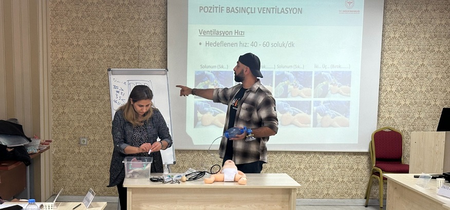 Şanlıurfa’da sağlık personeline “Hastane Öncesi Obstetrik Aciller Eğitimi”