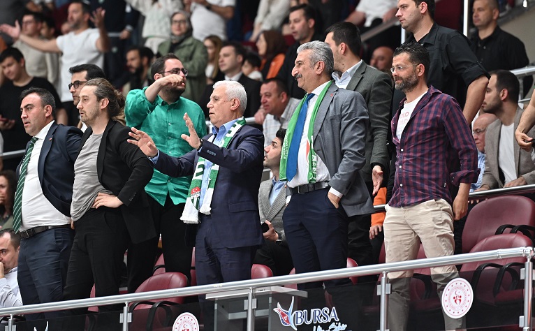 Bursaspor taraftarından Bozbey’e sevgi seli