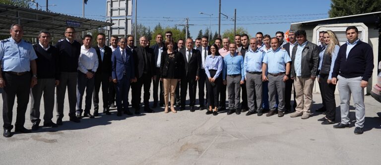 Ünlüce’den belediye birimlerini ziyaret