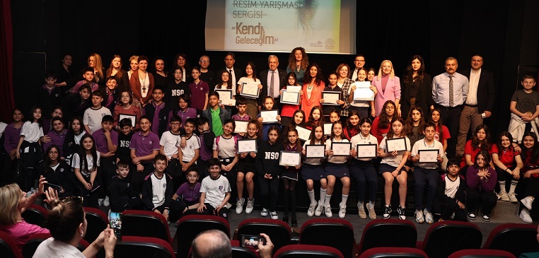 Geleceklerine dair hayallerini resimle anlattılar