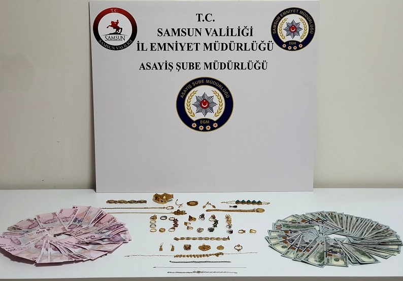 Dolandırıcılar kıskıvrak yakalandı