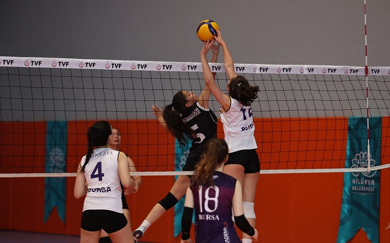 Nilüfer Uluslararası Spor Şenlikleri heyecanlı müsabakalara sahne oluyor