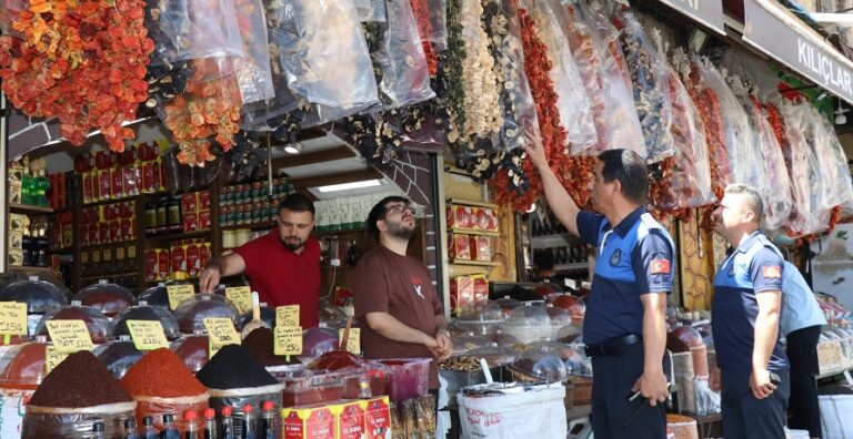 Büyükşehir zabıtasında denetim