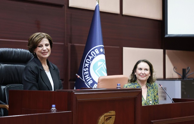 Ünlüce’ye ziyaretler devam ediyor