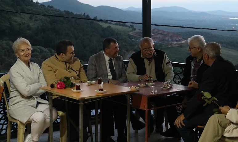 Deveciler, kırsal mahalleleri ziyaret etti