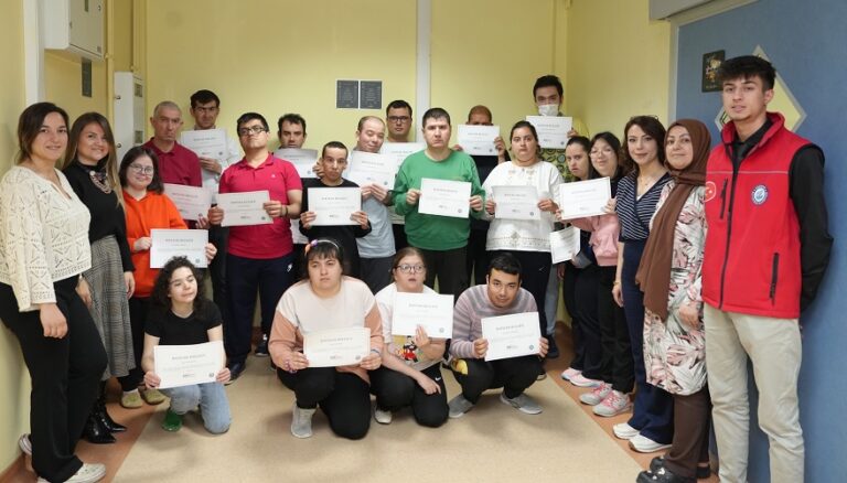 Eskişehir Büyükşehir Belediyesi’nden özel bireylere afet eğitimi