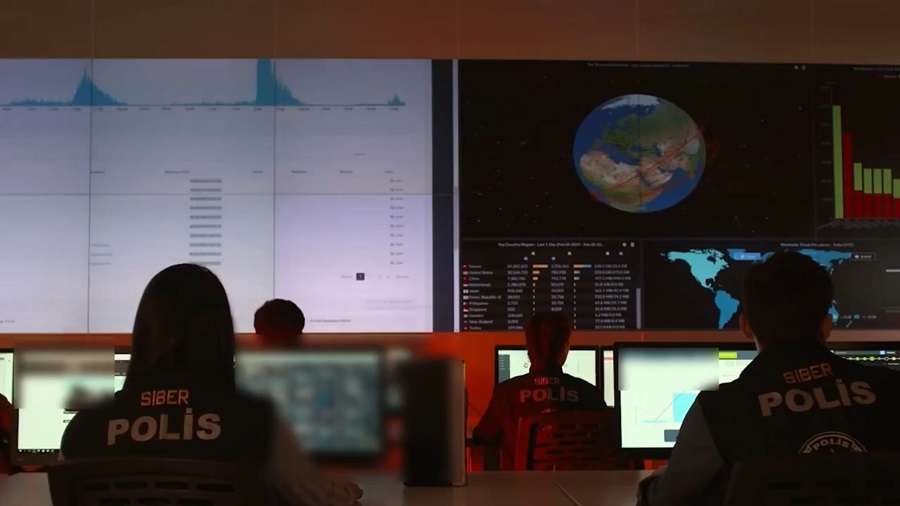 “Smart Trade Coin” ile 1 milyon dolar dolandıran dolandırıcılara operasyon