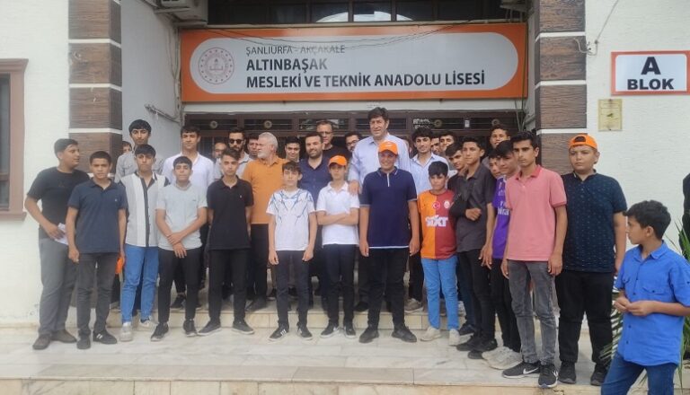Öztürkmen, Tarım Lisesi’nde Ziraat Mühendisliği Mesleğinin Önemini Anlattı