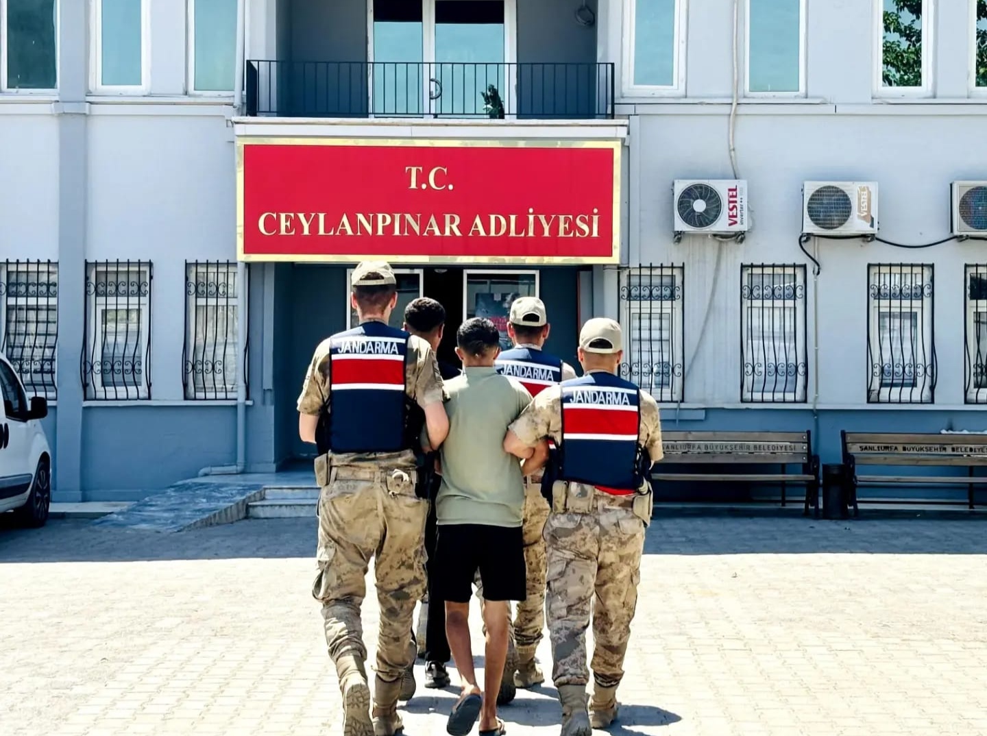 Şanlıurfa’da Uyuşturucu Operasyonu: İki Şüpheli Yakalandı