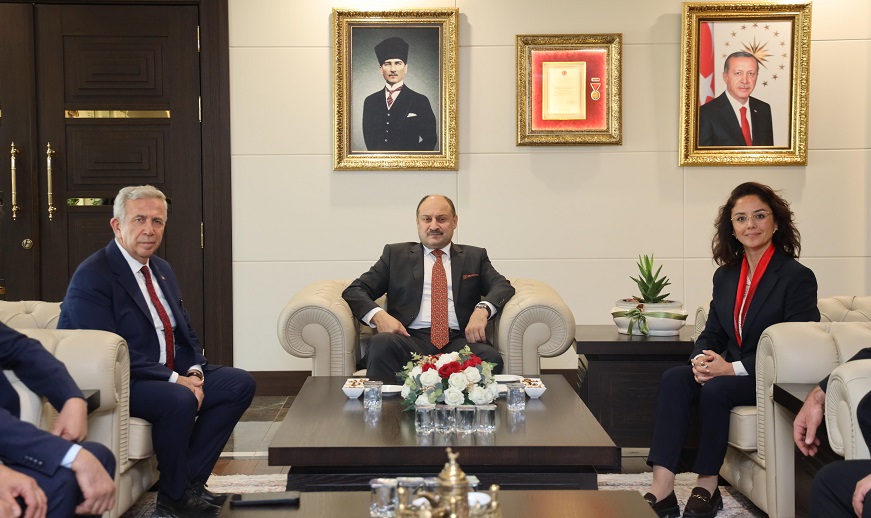 Mansur Yavaş’tan Gülpınar’a Ziyaret