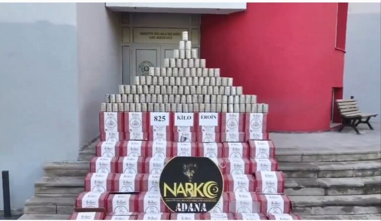 Zehir Tacirlerine Büyük Darbe: 825 Kilogram Eroin Ele Geçirildi