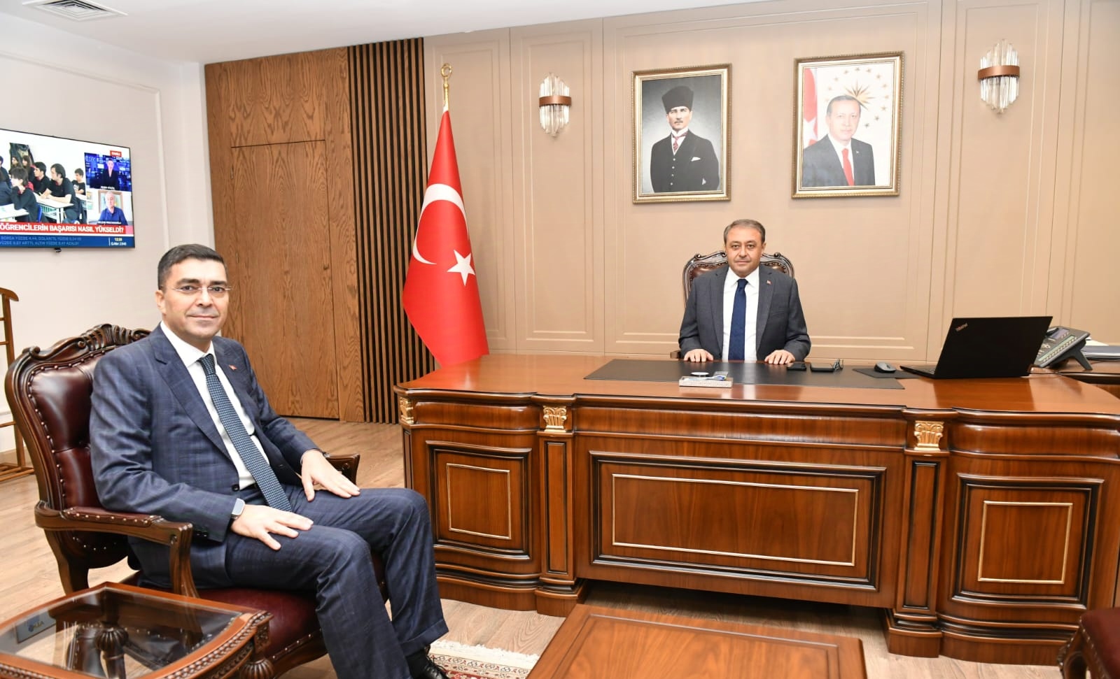 Vali Şıldak İl Emniyet Müdürünü Kabul Etti