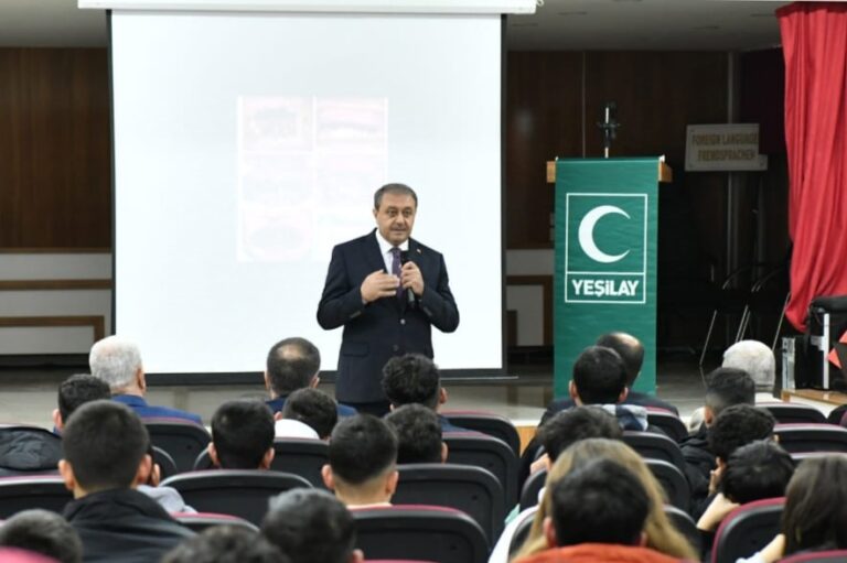 “Uyuşturucu, Gençlerimiz İçin Büyük Bir Tuzak”