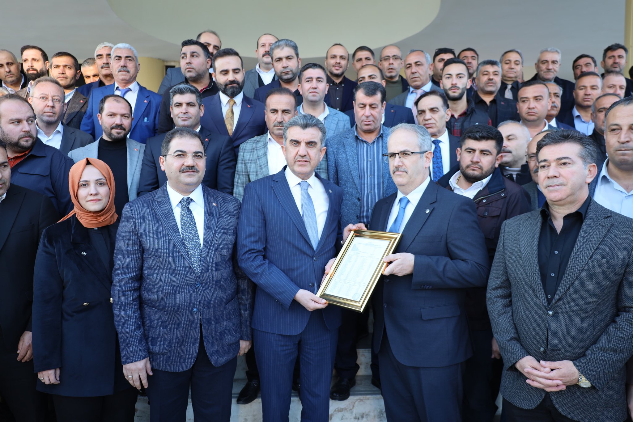 Günbegi Mazbatasını Aldı