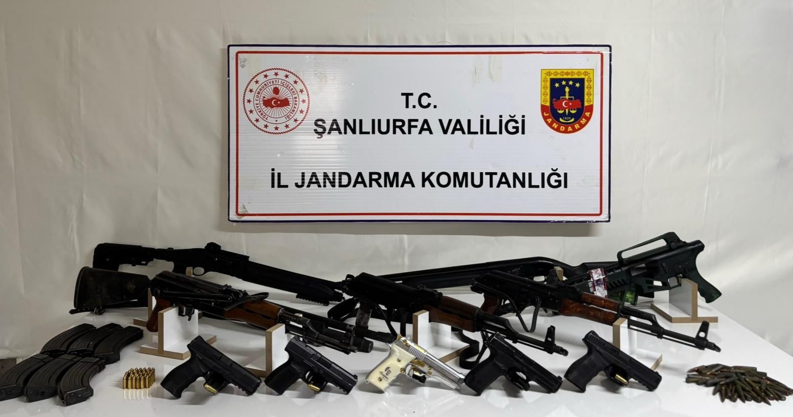 Şanlıurfa’da Ruhsatsız Silah Operasyonu: 6 Şüpheli Gözaltına Alındı