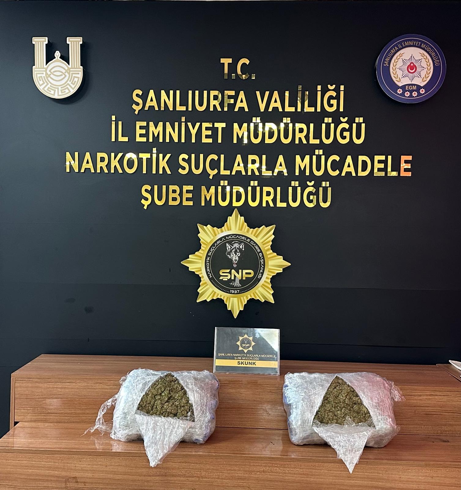 Şanlıurfa’da Uyuşturucu Operasyonu: 9,6 Kilo Skunk Ele Geçirildi, 4 Tutuklama