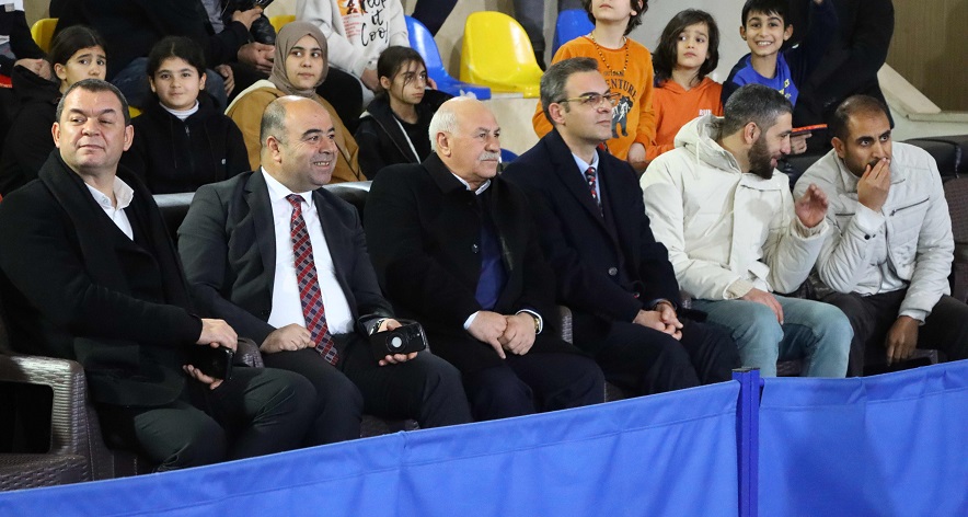 Karaköprü’de Masa Tenisi Turnuvası Başladı!