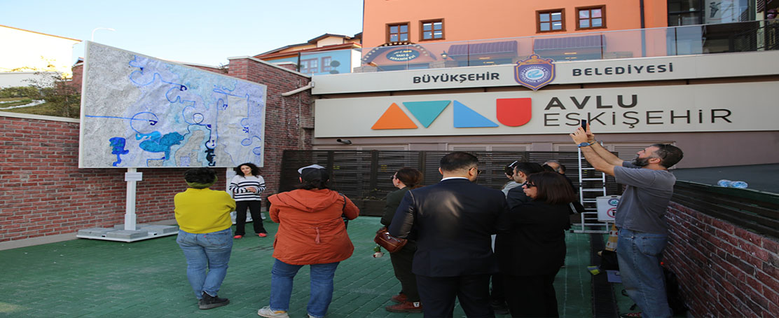 “AVLU” Sanat Severlerle Buluştu!