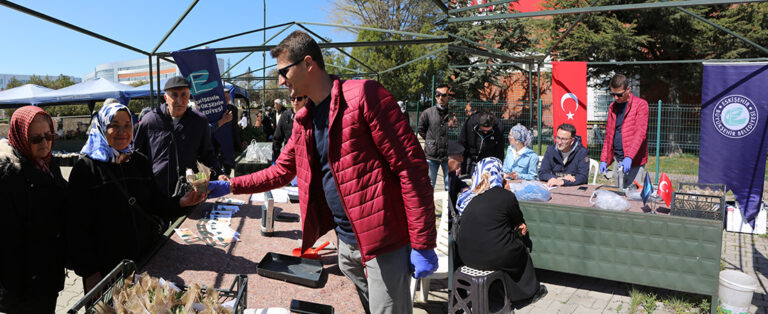 Büyükşehir Belediyesi’nden, Kadın Çiftçilere Destek!