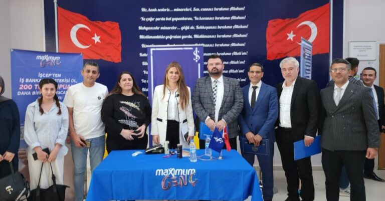 İktisadi İdari Bilimler Fakültesi’nde “Finans Sektöründe Kariyer Planlama Stratejileri” Paneli Düzenlendi