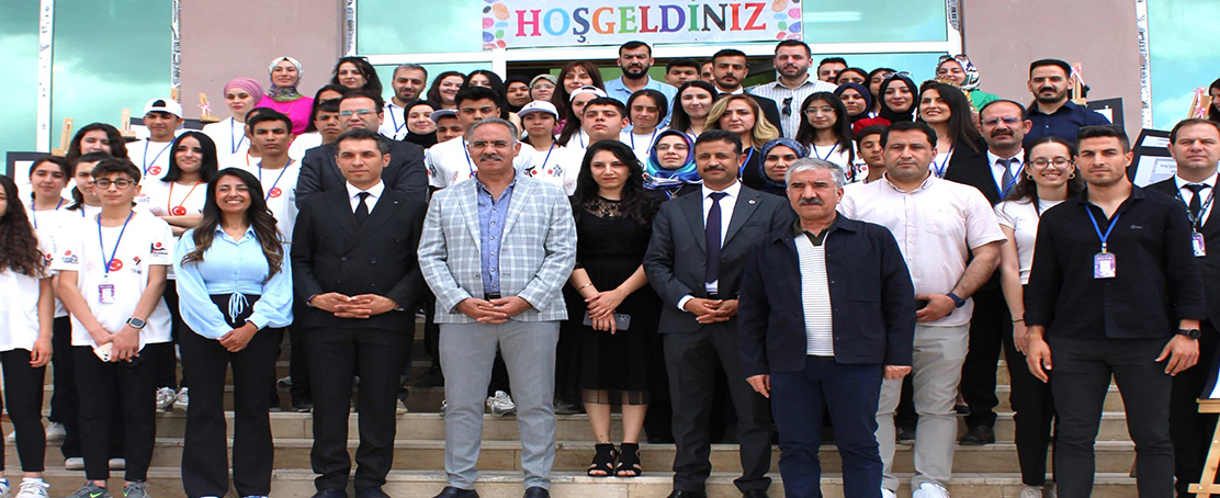 Kuş, Eyyübiye’de TÜBİTAK Bilim Fuarı’nda!