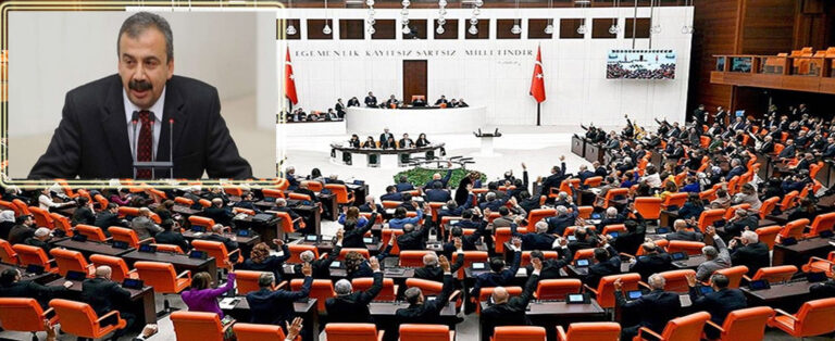 Önder, Meclis’te Anılıyor!