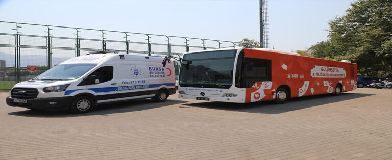 Büyükşehir, Yangın Bölgesindeki Yaraları Sarmaya Başlıyor!