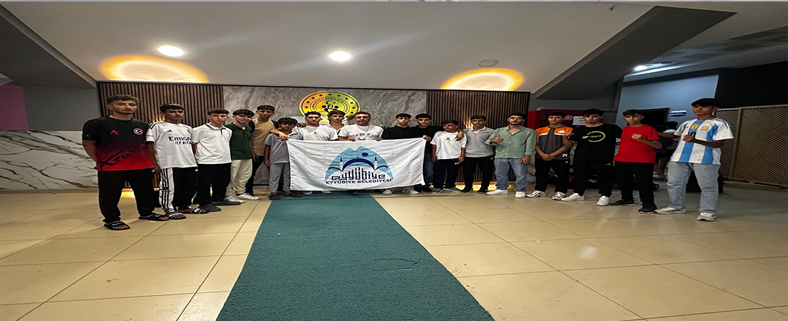 Kuş, Türkiye Şampiyonu Karateciyi Tebrik Etti!