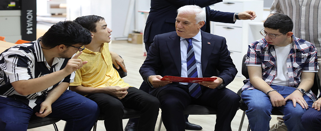 Büyükşehir’den Öğrencilere Eğitim Desteği!