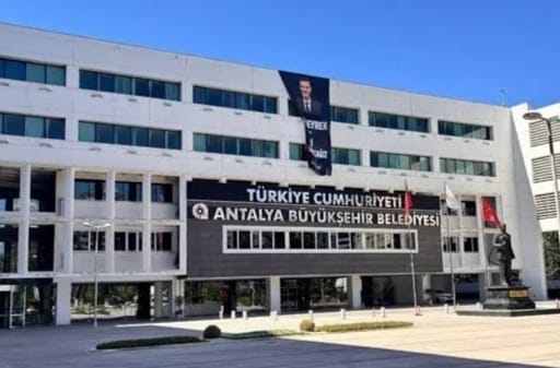 CHP’li Büyükşehir Belediyesi’ne Rüşvet Operasyonu!