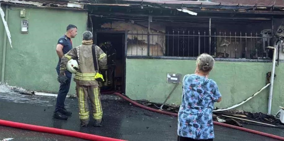Sarıyer’de Gecekondu’da Yangın Çıktı!