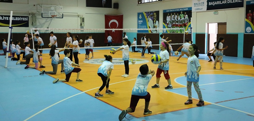 Yaz Spor Okullarına Büyük İlgi