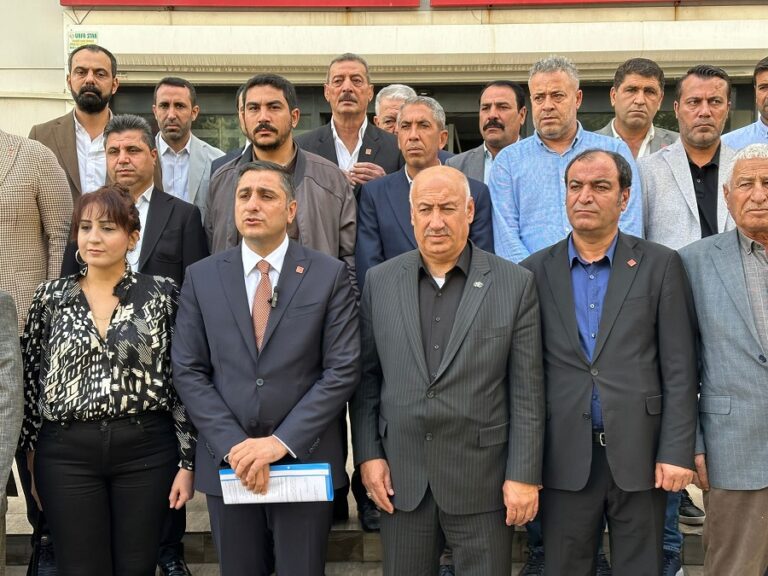 Karadağ Mazbatasını aldı!