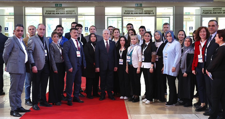 Muhtarlar Günü Buluşmasında Konuşan Mustafa Bozbey: “Muhtarımızın Karnesi ‘Pekiyi’ Olursa Bizim Karnemiz de ‘Pekiyi’ Olur”