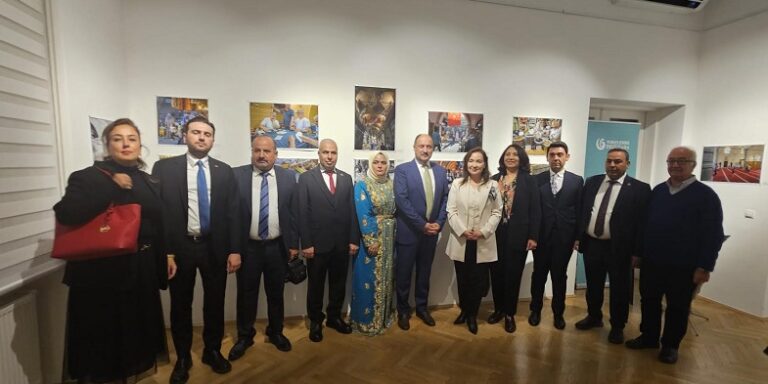 Başkan Gülpınar: “Bu Sergi Kültürleri Buluşturan  Bir Dostluk Yolculuğudur”