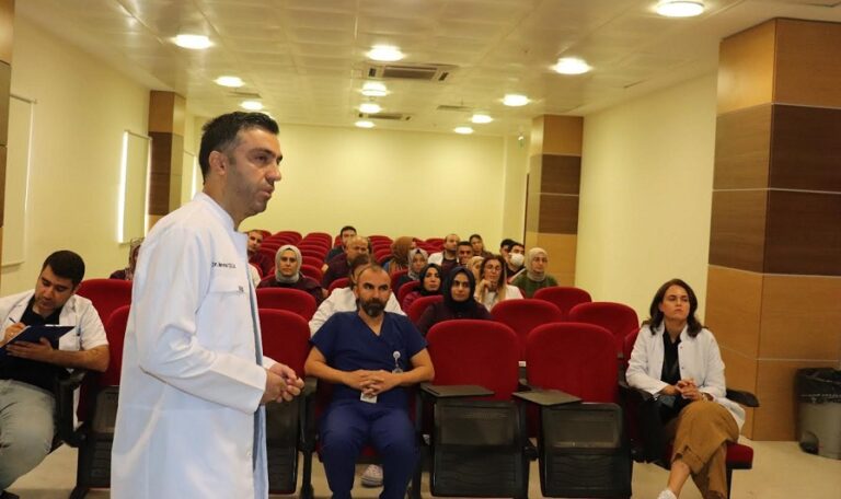 Harran Üniversitesi Hastanesi Kuduz Riskine Dikkat Çekti