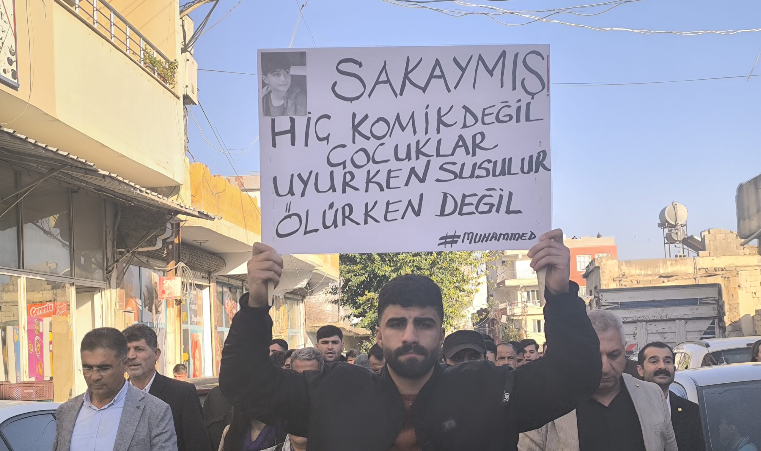 Muhammed Kendirci’nin Ölümü Bozova’yı Ayağa Kaldırdı: “Savcı Uyuma, Failleri Yakala!”