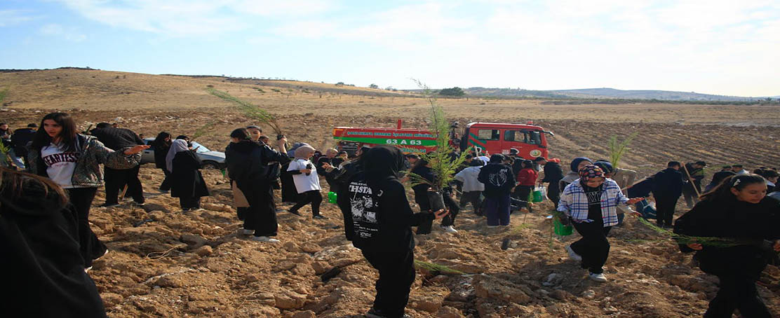 Liseliler Avrupa Projesine Yeşil Bir Başlangıç Yaptı: 500 Fidan Toprakla Buluştu