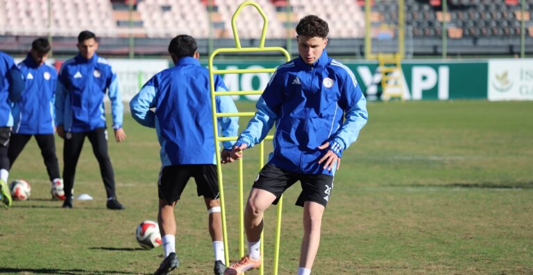 Karaköprü Belediyespor İkinci Yarı İçin Sahaya İndi