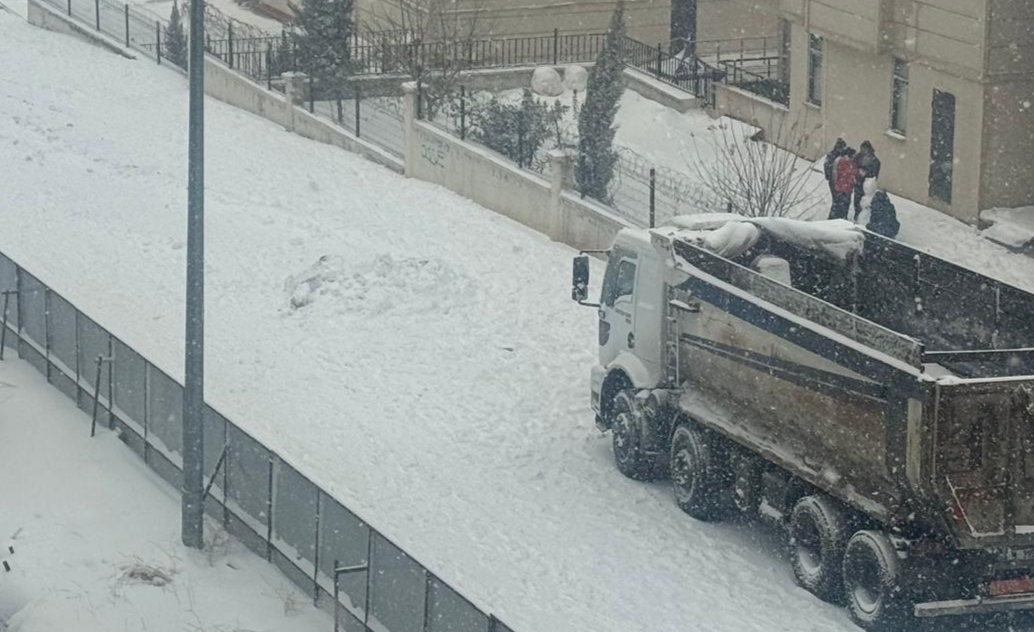 Şanlıurfa’da Kış Lastiği Olmayan Araçlara Trafik Yasağı