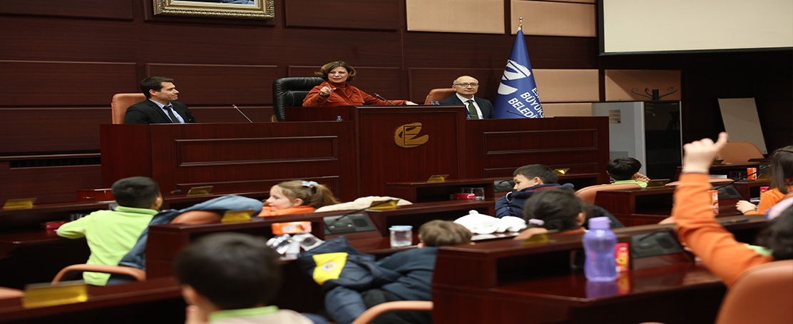 Öğrencilerden Başkan Ünlüce’ye Ziyaret!