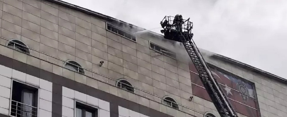 Polis Evinde Yangın Çıktı!